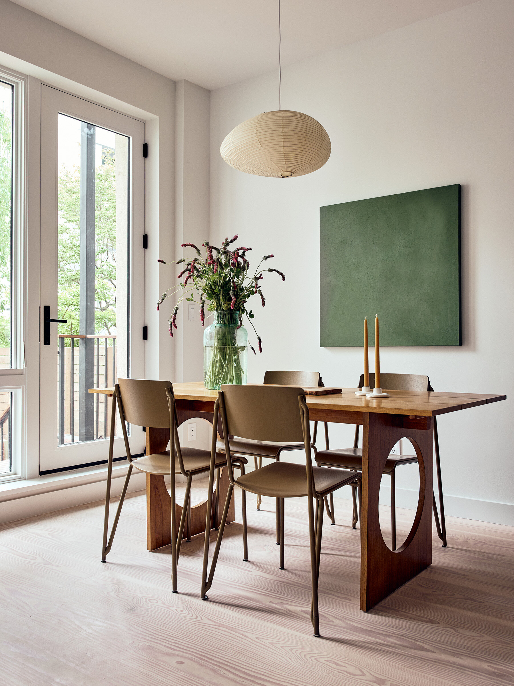 Dining area beside the terrace at 42 Garfield Place
