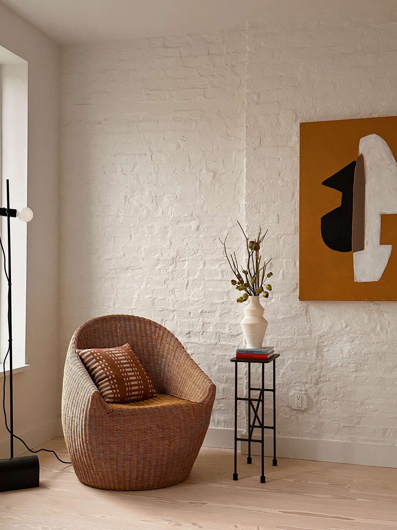 Reading room with painted brick at 42 Garfield Place