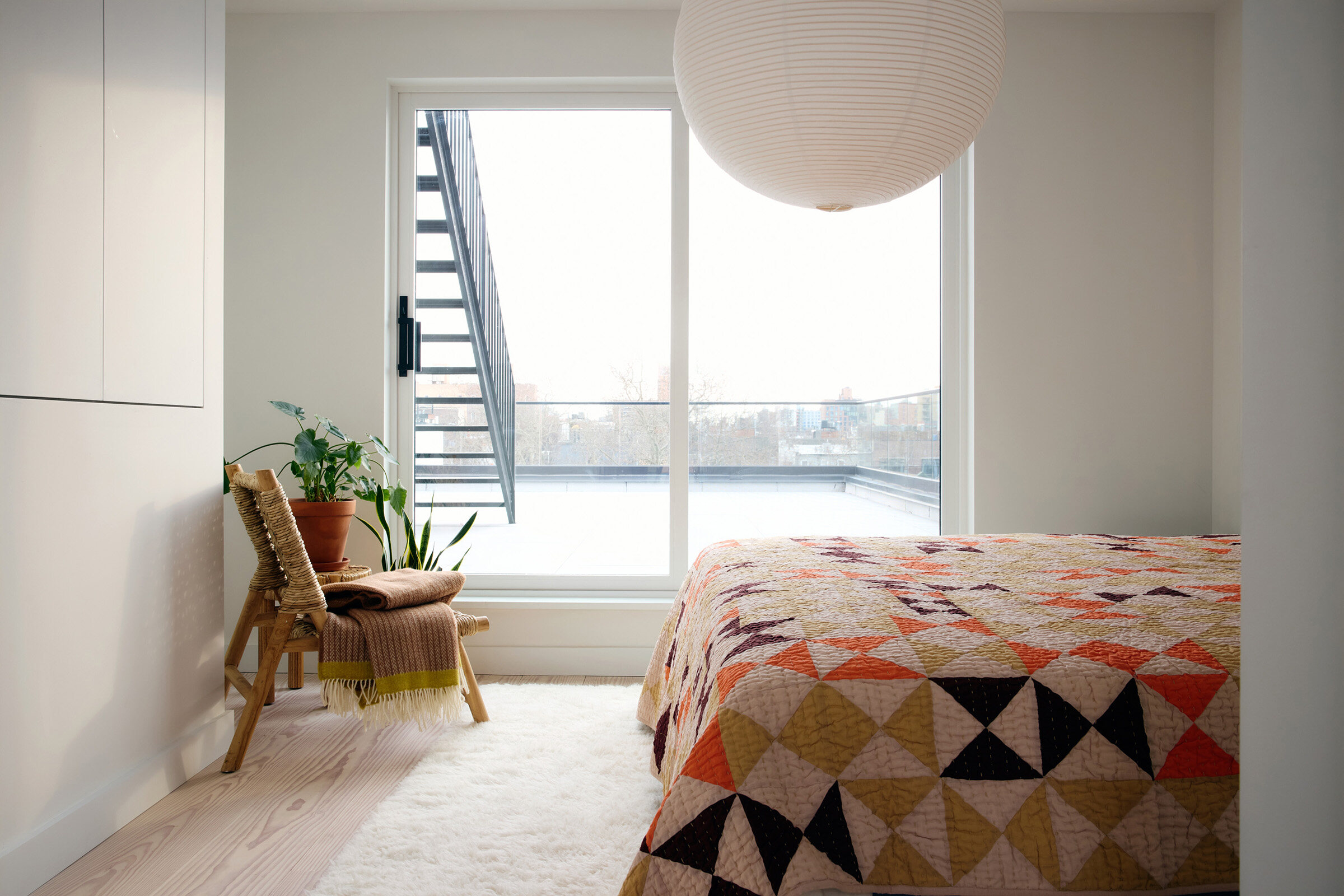 Bedroom opening onto a private terrace at 44 Garfield Place